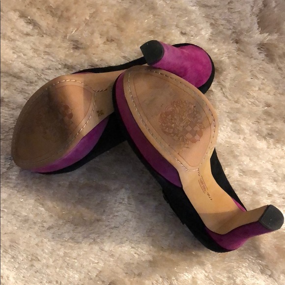 Vince Camuto black heels with magenta platform - Picture 4 of 6